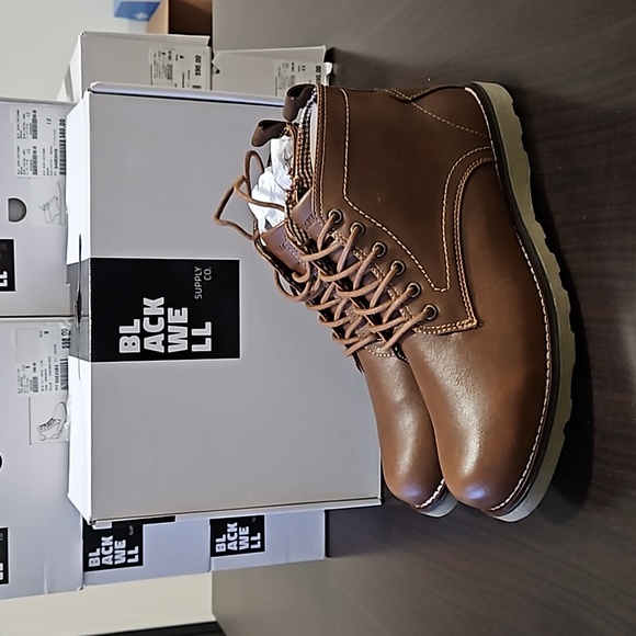 NIB Boathouse Men's BLACKWELL LAWRENCE Tan / Bronze Boots Size 9 - Picture 2 of 8